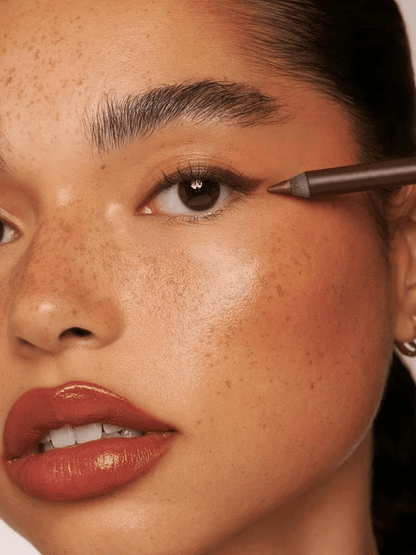 🎁Köp 1, få 1 gratis🔥-🌟24-timmars vattenfast eyeliner duo vässbar ögonpenna💦